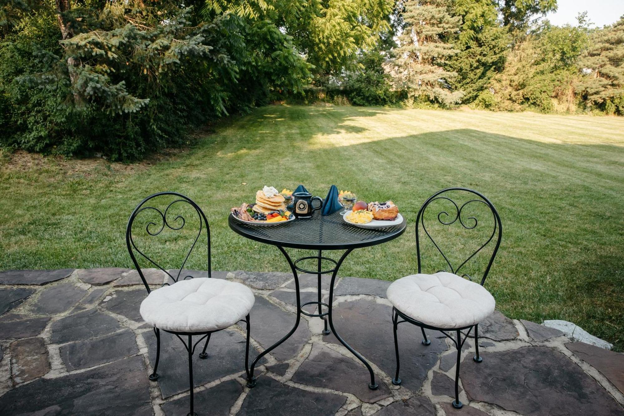 Friendly City Inn B&B Harrisonburg Exteriér fotografie